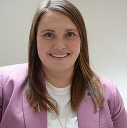 Profilbild von Mona Neuberger